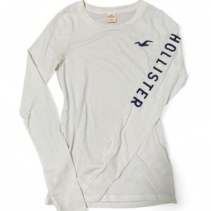 Super Comfy White & Navy Vintage Y2K Hollister Sheer Long Sleeve T-Shirt